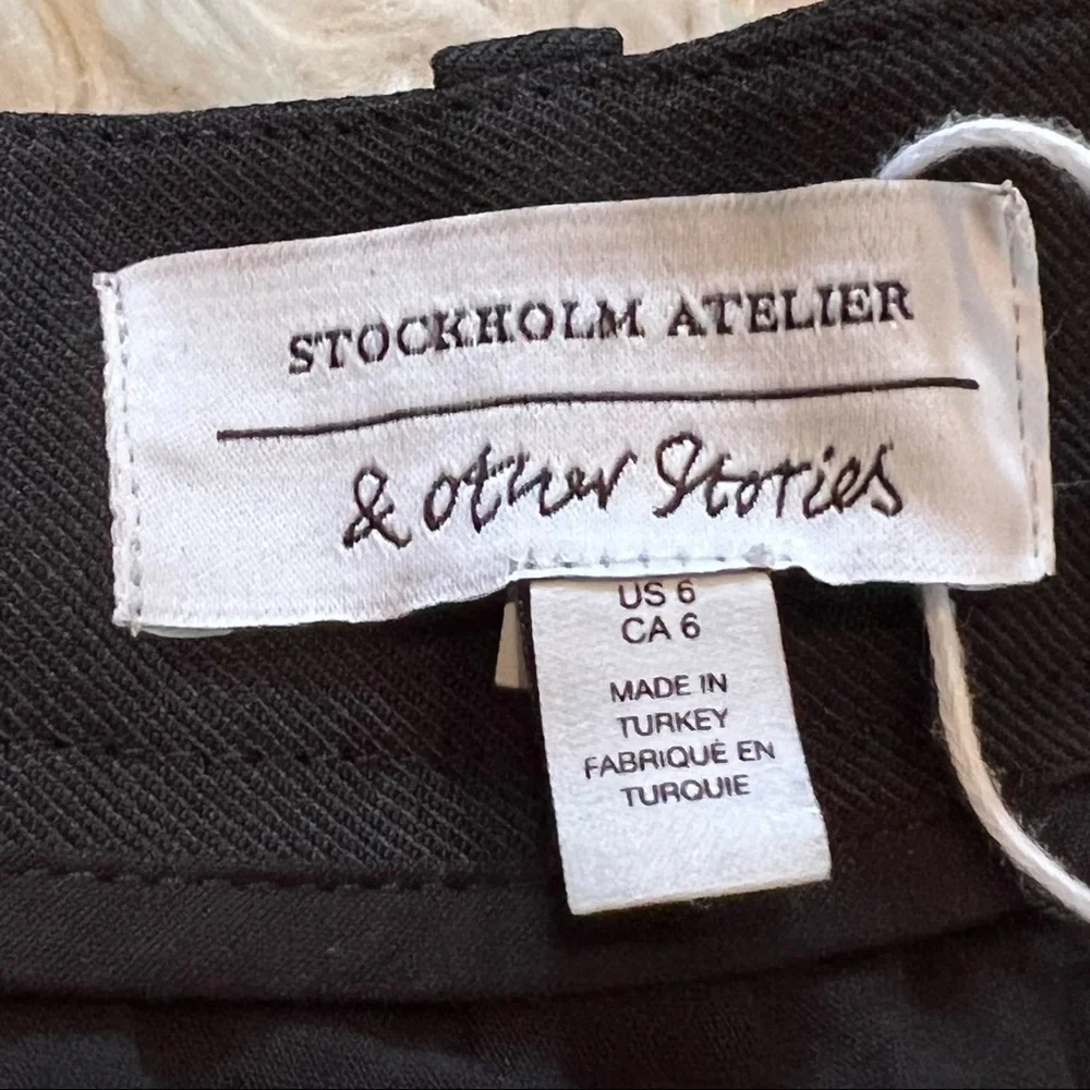& Other Stories Black Women's Shorts - Picture 9 of 9